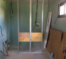 Renfort meuble salle de bain