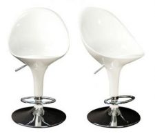 Voici les tabourets pour la cuisine, que je reçois demain : tabouret OEUF : j'adoooooooooore!