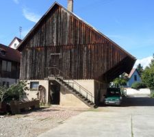 Batiment cot&eacute; Est