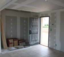 Reste encore les joints? les plinthes et la fa&iuml;ence