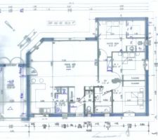 Plans définitifs (enfin presque, dans le cellier le ballon et la fenêtre sont inversés)