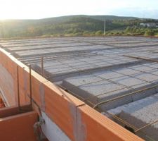 Le plancher est pr&ecirc;t a &ecirc;tre coul&eacute;
