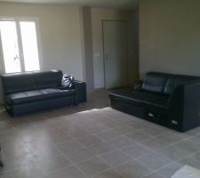Le salon prend place doucement
