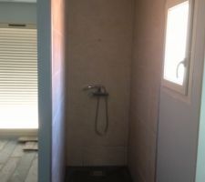 Coin douche chambre parent