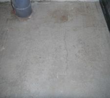 Fissures dans le garage
