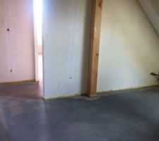 Espace bureau et couloir 1er