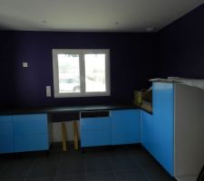 Cuisine, pose du plan de travail