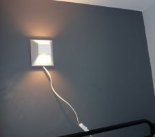 Lampe murale à LED pour que mon grand puisse lire du haut de son lit mezzanine