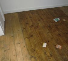Ponçage du parquet...
