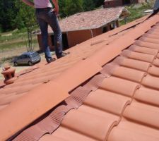 Faitage toiture tuiles meridionales rouge