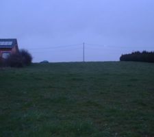 Photo prise du bas du terrain