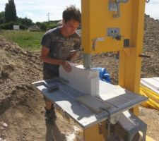 Découpe des planelles...