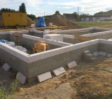 Pose de quelques planelles d'angles