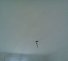 Plafond en blanc chambre 2
