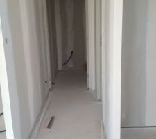 Couloir et wc du RDC