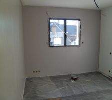 D&eacute;but des peintures de la chambre