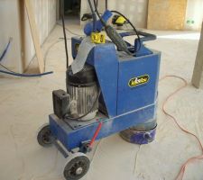 Ponsol ou la ponceuse de sol