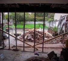 Démontage du mur porteur de l'arrière