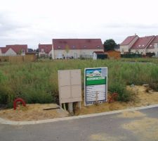 LE 03/09/2009
Permis de construire accept&eacute;

Le panneau du permis de construire est affiche sur le terrain ...
D&eacute;lai de recours 2 mois c'est parti jusqu'au 03/11/2009...