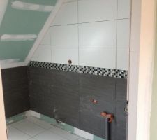 Carrelage mural et fa&iuml;ence salle de bain parentale
