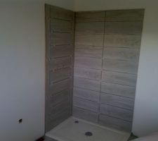 Faience douche ( il reste les joint &agrave; faire )