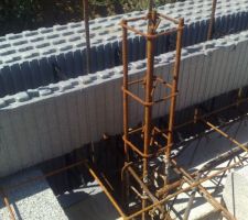 Feraillage afin de couler en meme temps dalle et les murs