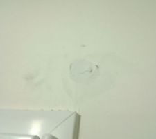 Trou dans le mur chambre