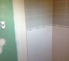 Mur du s&egrave;che-serviettes