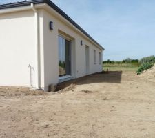 1&eacute;re partie mise &agrave; niveau et tass&eacute; au rouleau compresseur