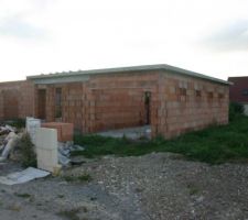 Stade de la maison après 1 ans de permis de construire et 6 mois d'ouverture de chantier!