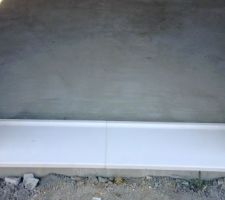 Pose des rebords de fen&ecirc;tre