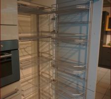 Et voila ce que &ccedil;a donne en vrai (pour le plan de travail, il ne sera pas de cette couleur, idem pour la table de bar)