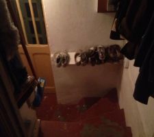Accès sous-sol à condamner pour placard