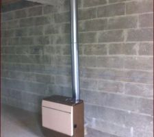 Installation du poele (de chantier) pour nous rechauffer car il ne fais pas chaud du tout