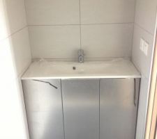 Vasque salle d'eau rdc