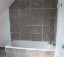 Fa&iuml;ence salle de bain du haut finie