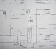 Plan 1er étage mais vu que c'est un clos couvert il n'y a rien de détaillé en sachant qu'il y aura 3 chambres, une salle de bain , un dressing et une mezzanine.