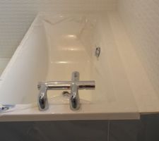 Le coffrage de la baignoire