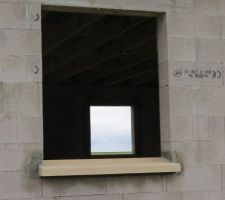 Mise en place des seuils de portes et de fenêtres