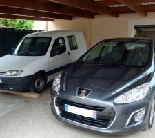 Les voitures sont enfin à l'abri !