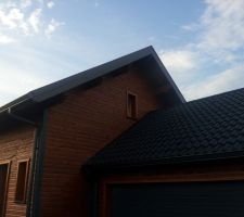 Fa&ccedil;ade Est termin&eacute;e