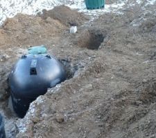 La grosse cuve de récupération d'eau de pluie 500l