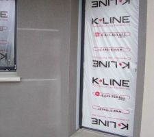 Aur&eacute;oles blanche sur ar&ecirc;te porche d'entr&eacute;e