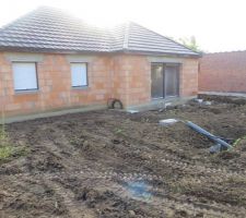 Cuve (presque) enterr&eacute;e!