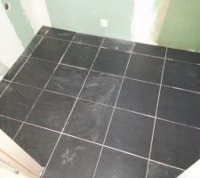 Carrelage sol salle de bain