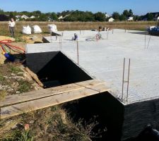Les deux couches d'enduit bitumeux terminées