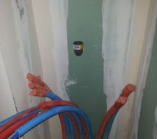 évacuation lave main du wc.... au dessus du futur collecteur secondaire