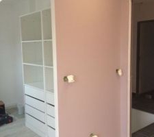 Peinture chambre parentale et montage du dressing