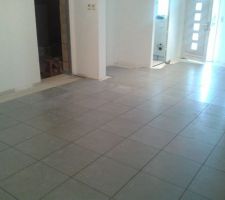 Pose du carrelage au rdc