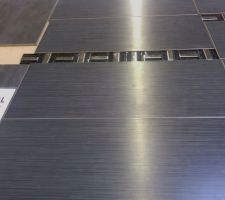 Fa&iuml;ence pour salle de bain du bas